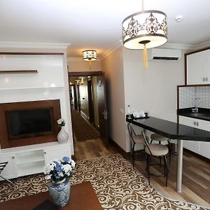 K Suites Hotel